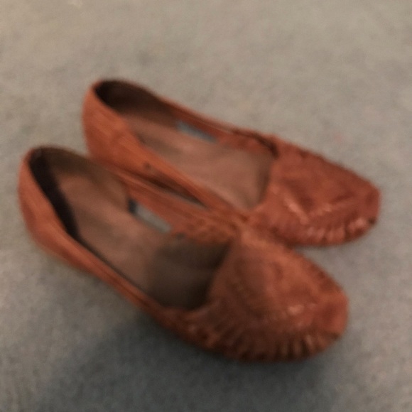 Shoes - Picture 1 of 2